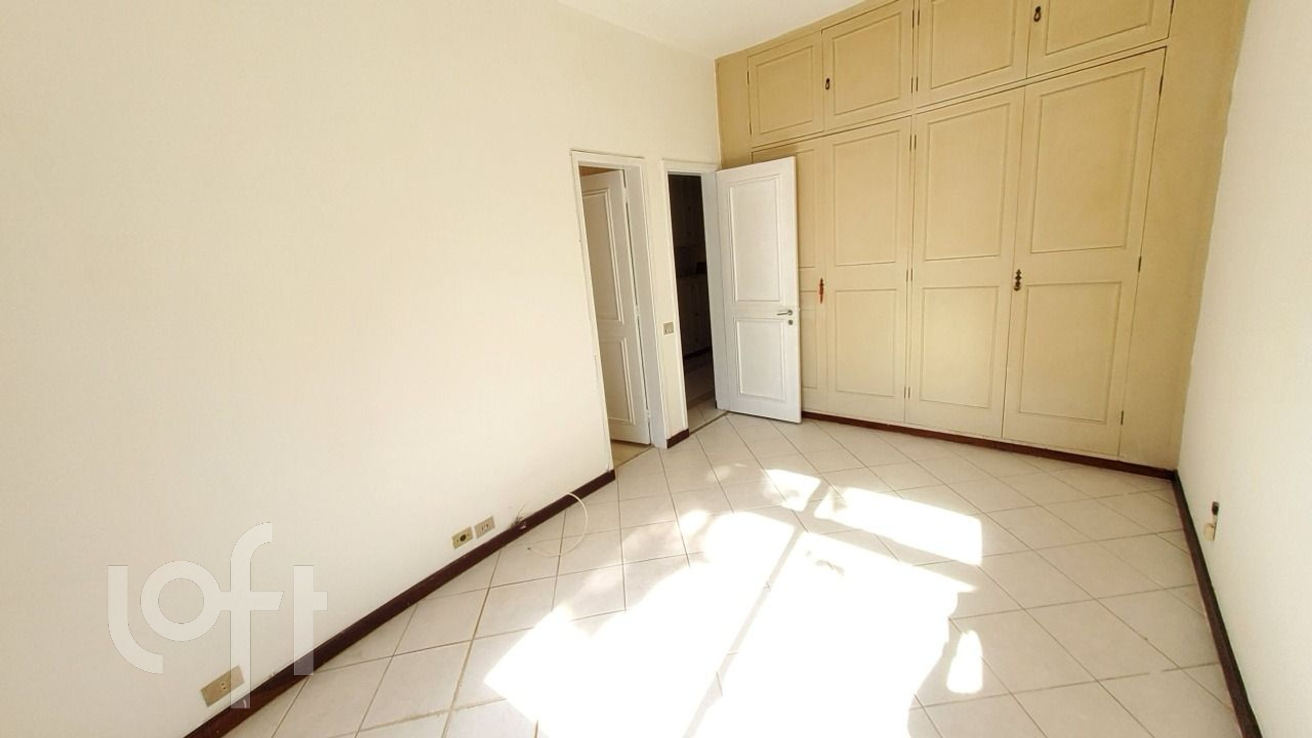 Apartamento à venda com 4 quartos, 206m² - Foto 30