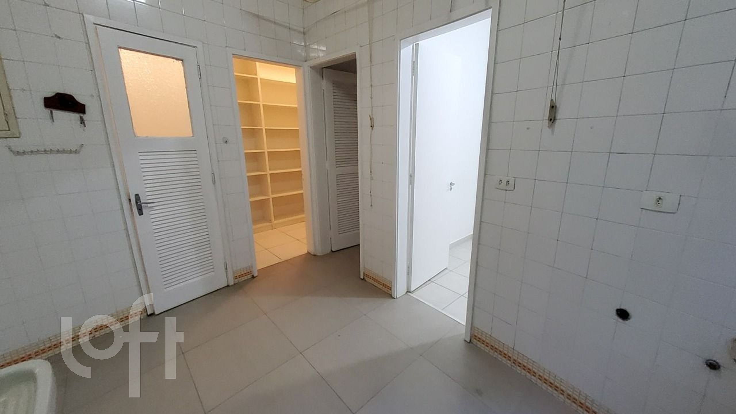 Apartamento à venda com 4 quartos, 206m² - Foto 13