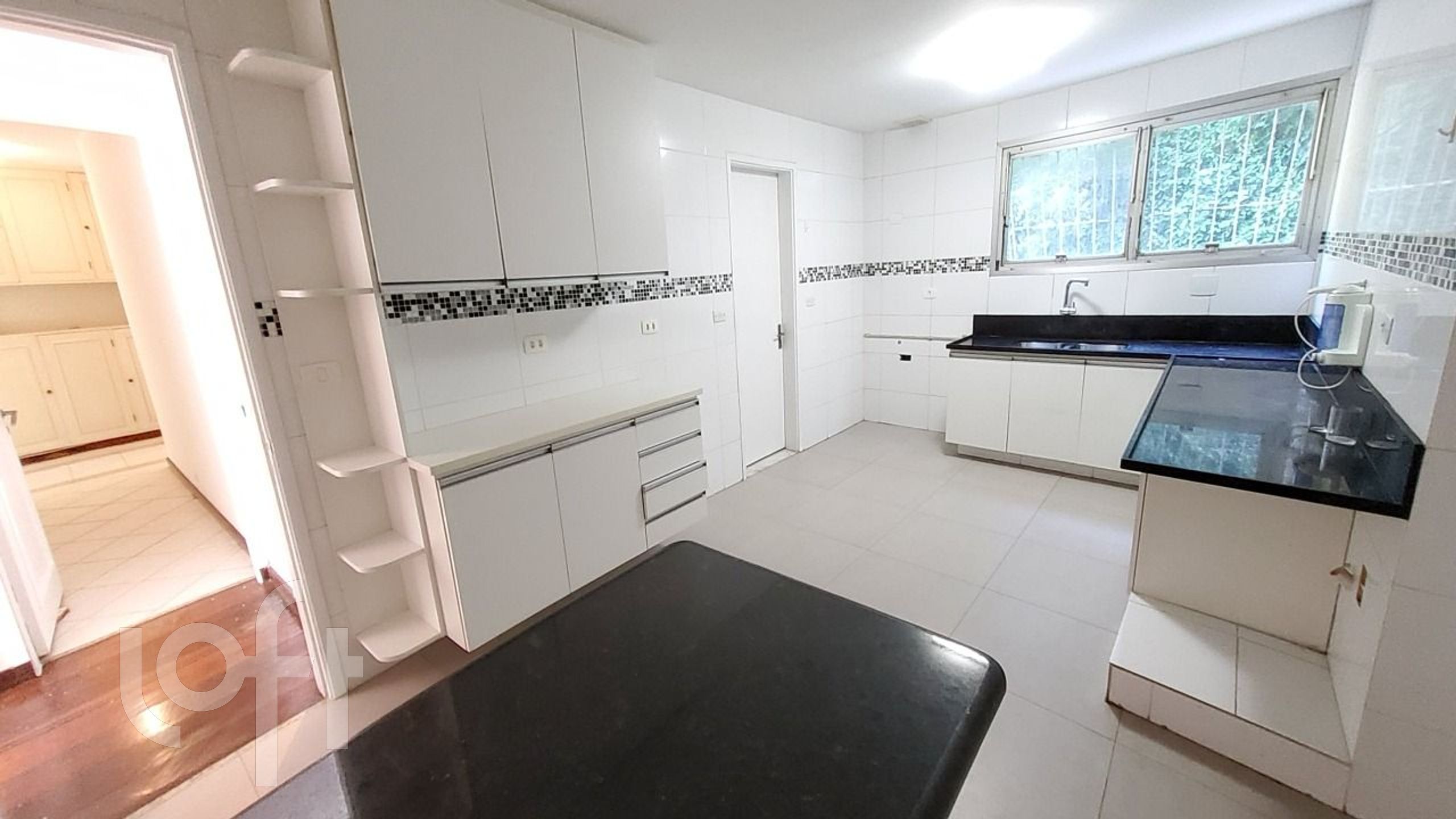 Apartamento à venda com 4 quartos, 206m² - Foto 9