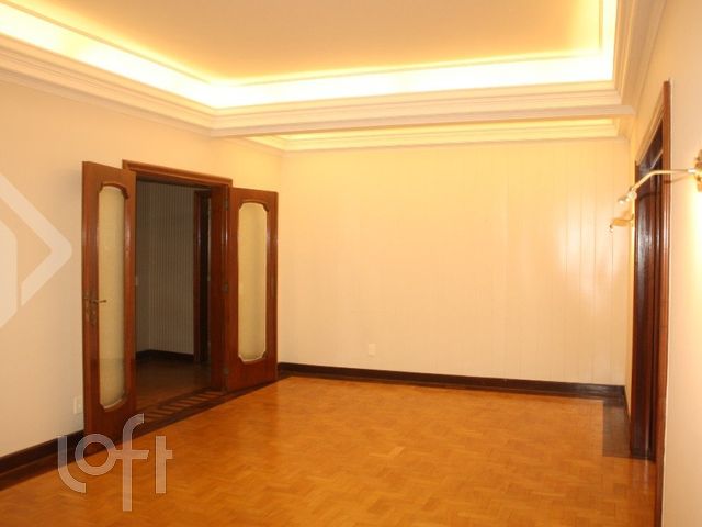 Apartamento com 219m², 3 dormitórios, 1 suíte, 1 vaga, Independência em Porto Alegre