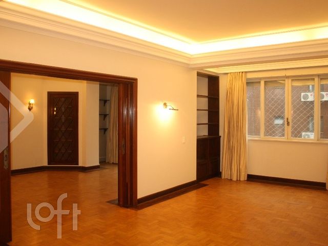 Apartamento com 219m², 3 dormitórios, 1 suíte, 1 vaga, Independência em Porto Alegre