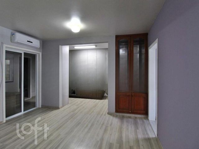 Apartamento com 60m², 2 dormitórios, 2 vagas, Santana em Porto Alegre