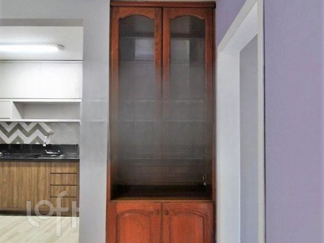 Apartamento com 60m², 2 dormitórios, 2 vagas, Santana em Porto Alegre