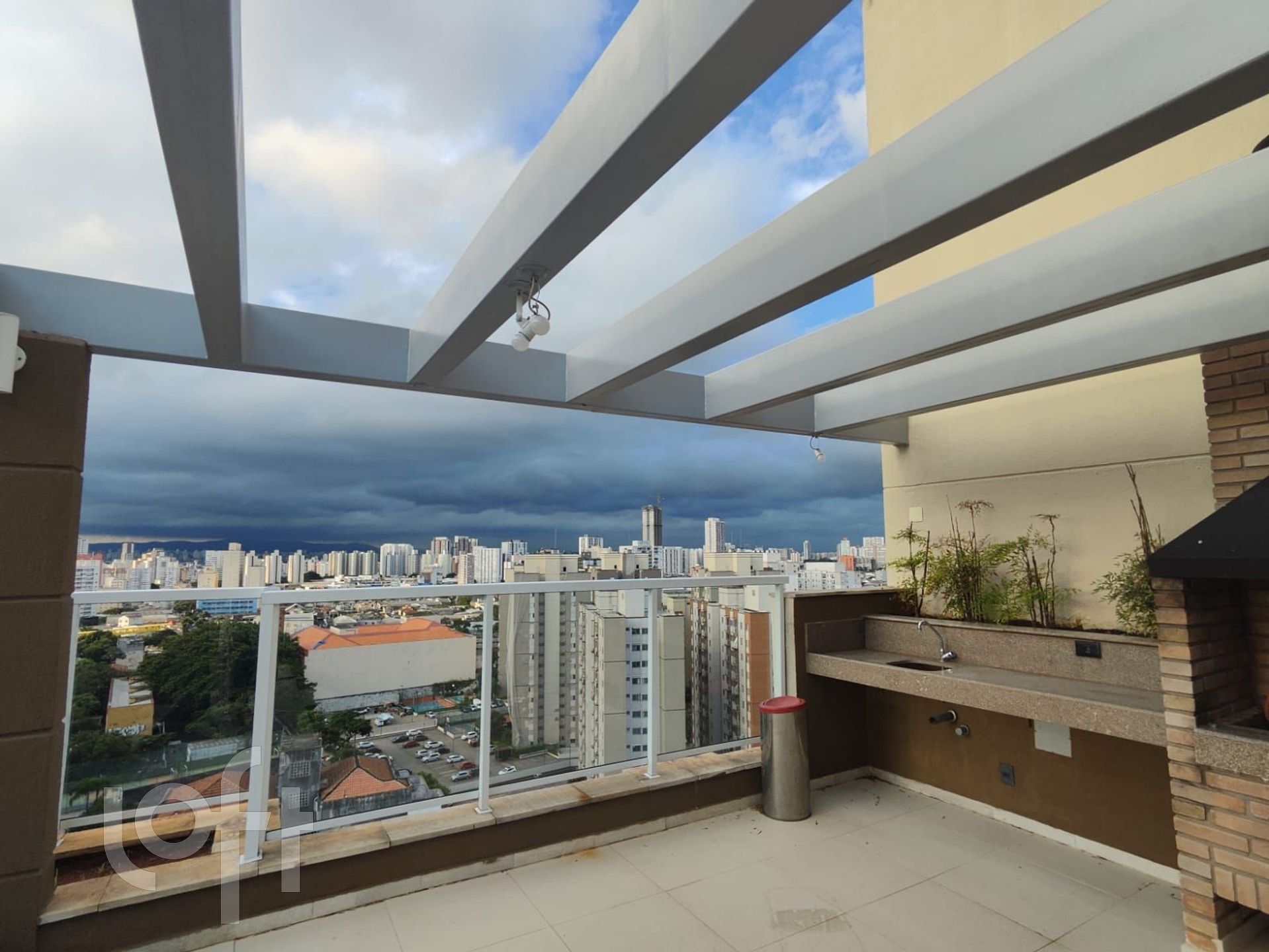 Imagem da propriedade PU1qtx4j1 14