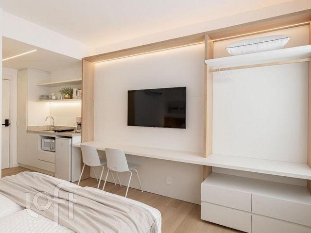 Apartamento com 24m², 1 dormitório, 1 vaga, Rio Branco em Porto Alegre