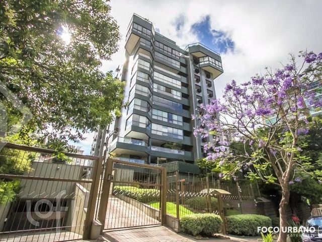 Apartamento com 149m², 3 dormitórios, 1 suíte, 2 vagas, Bela Vista em Porto Alegre