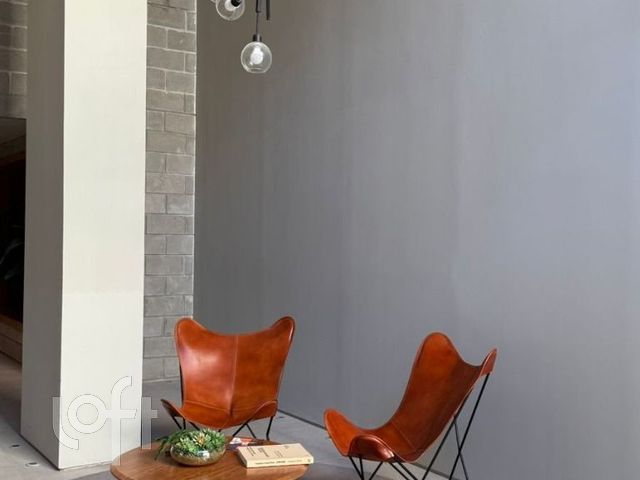 Apartamento com 60m², 2 dormitórios, Cidade Baixa em Porto Alegre