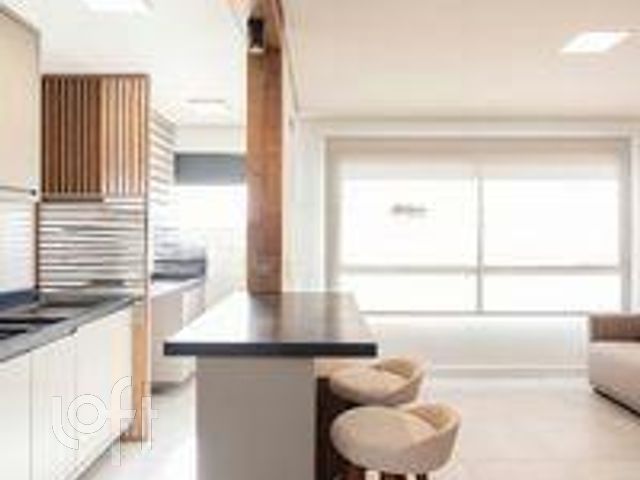 Apartamento com 76m², 3 dormitórios, 1 suíte, 1 vaga, Vila Ipiranga em Porto Alegre