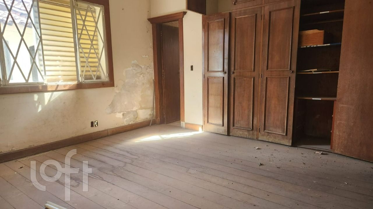 Casa à venda com 3 quartos, 300m² - Foto 6