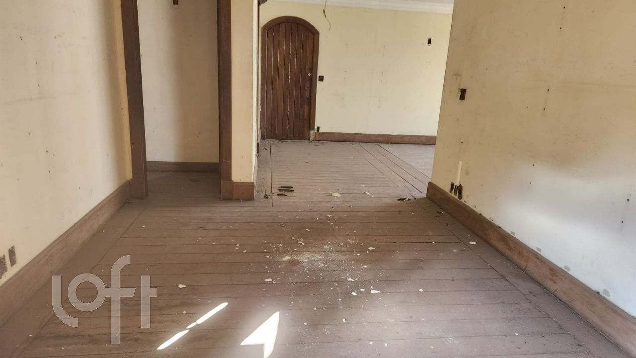 Casa à venda com 3 quartos, 300m² - Foto 5