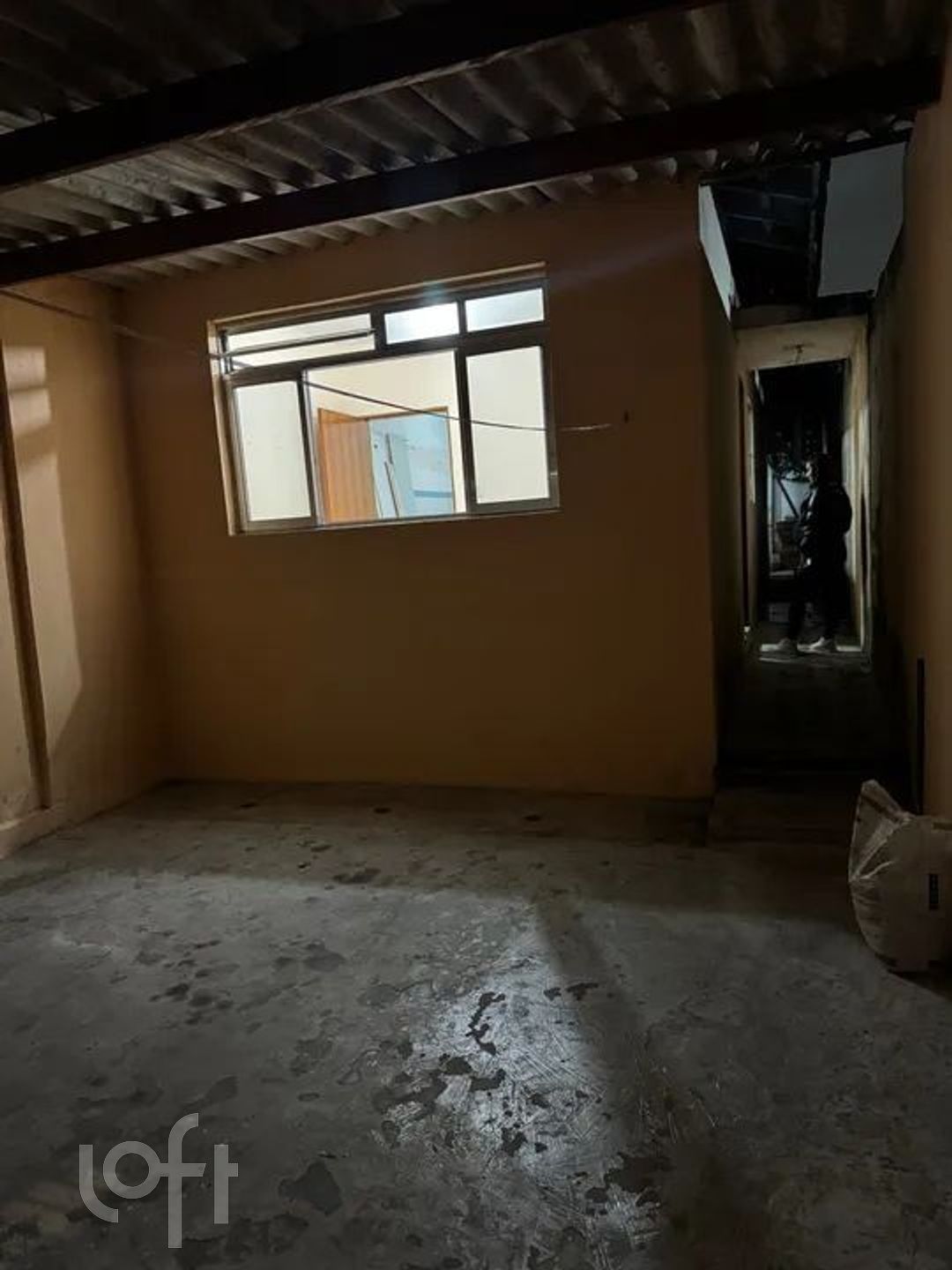 Casa à venda com 2 quartos, 84m² - Foto 1