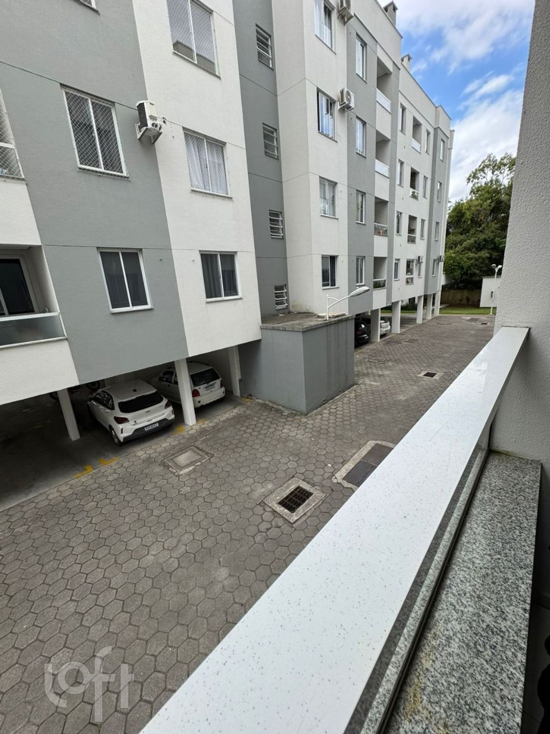 Apartamento à venda em Barra do Aririu com 66 m², 3 quartos