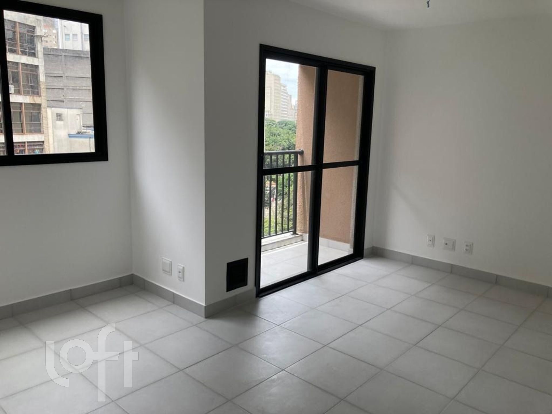 Apartamento à venda com 2 quartos, 36m² - Foto 12