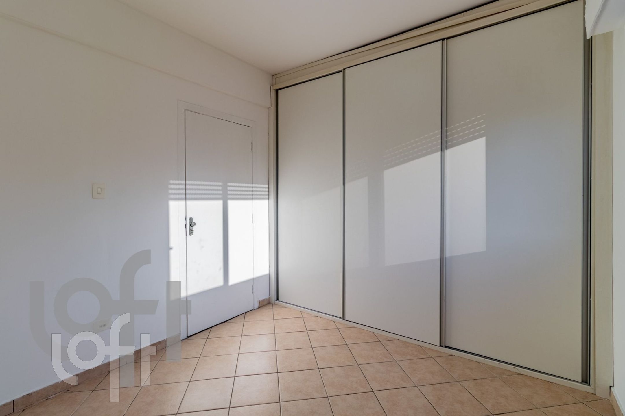 Apartamento à venda com 2 quartos, 87m² - Foto 25