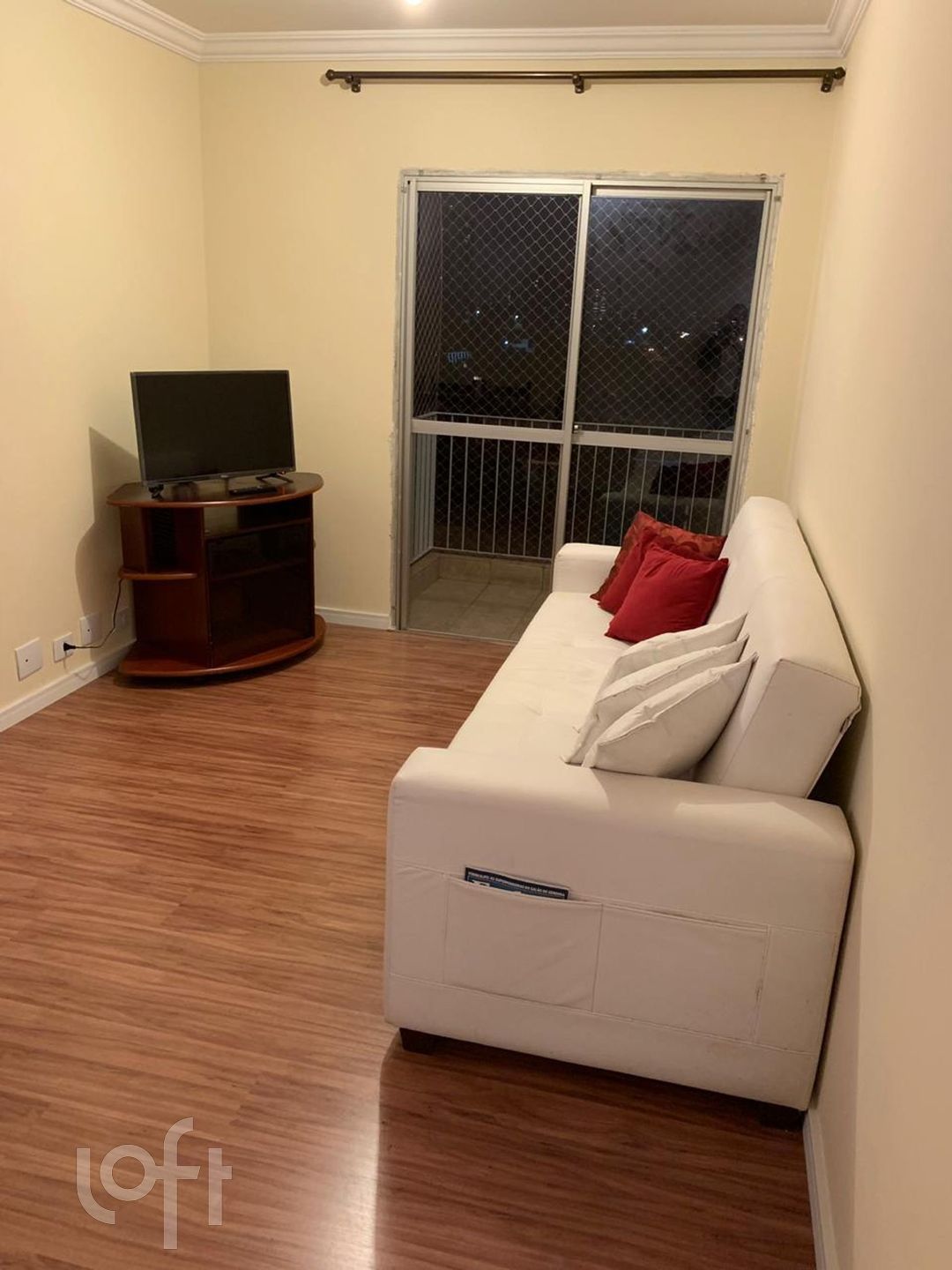 Apartamento à venda com 3 quartos, 80m² - Foto 1