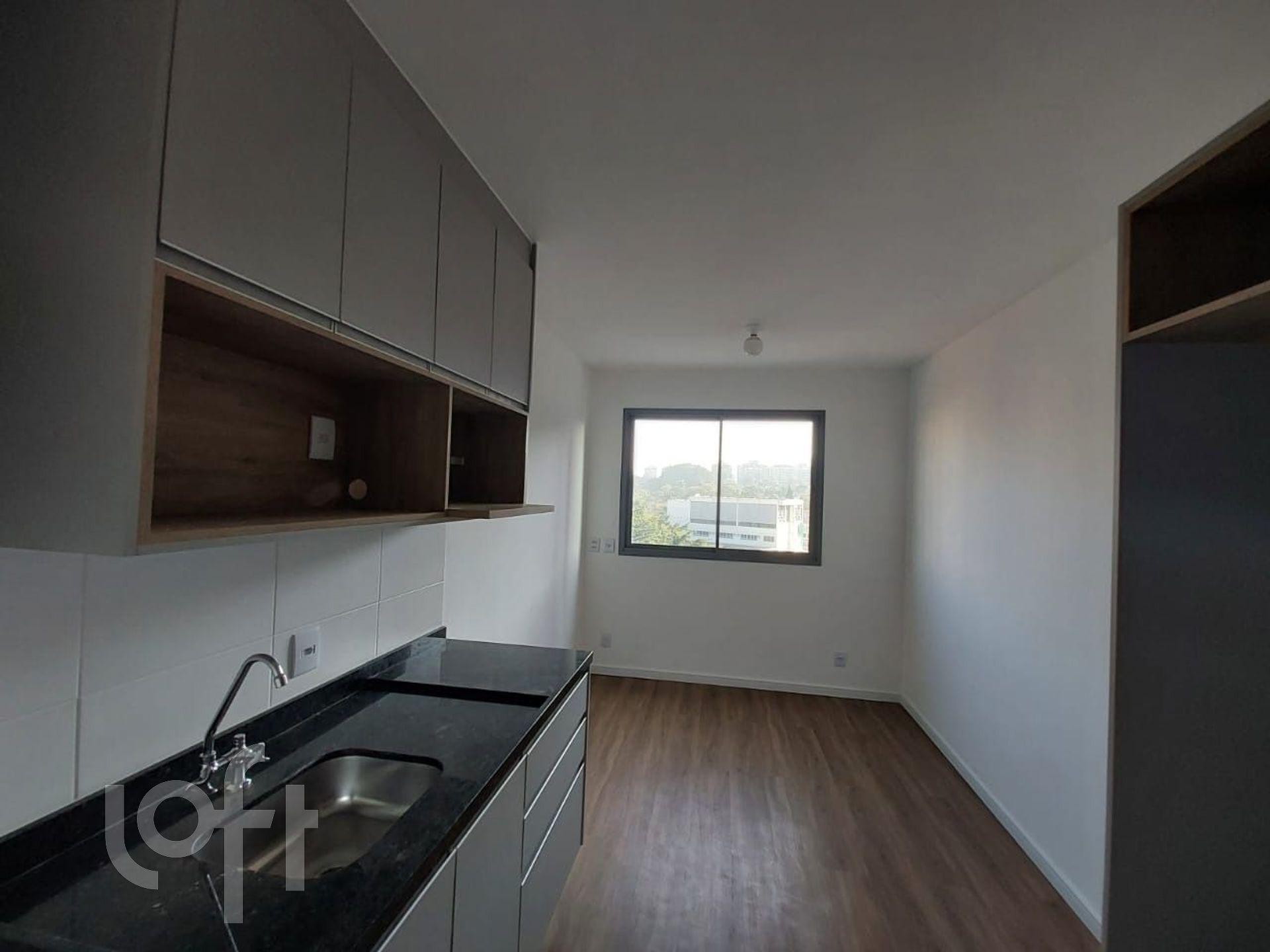 Apartamento à venda com 1 quarto, 28m² - Foto 1