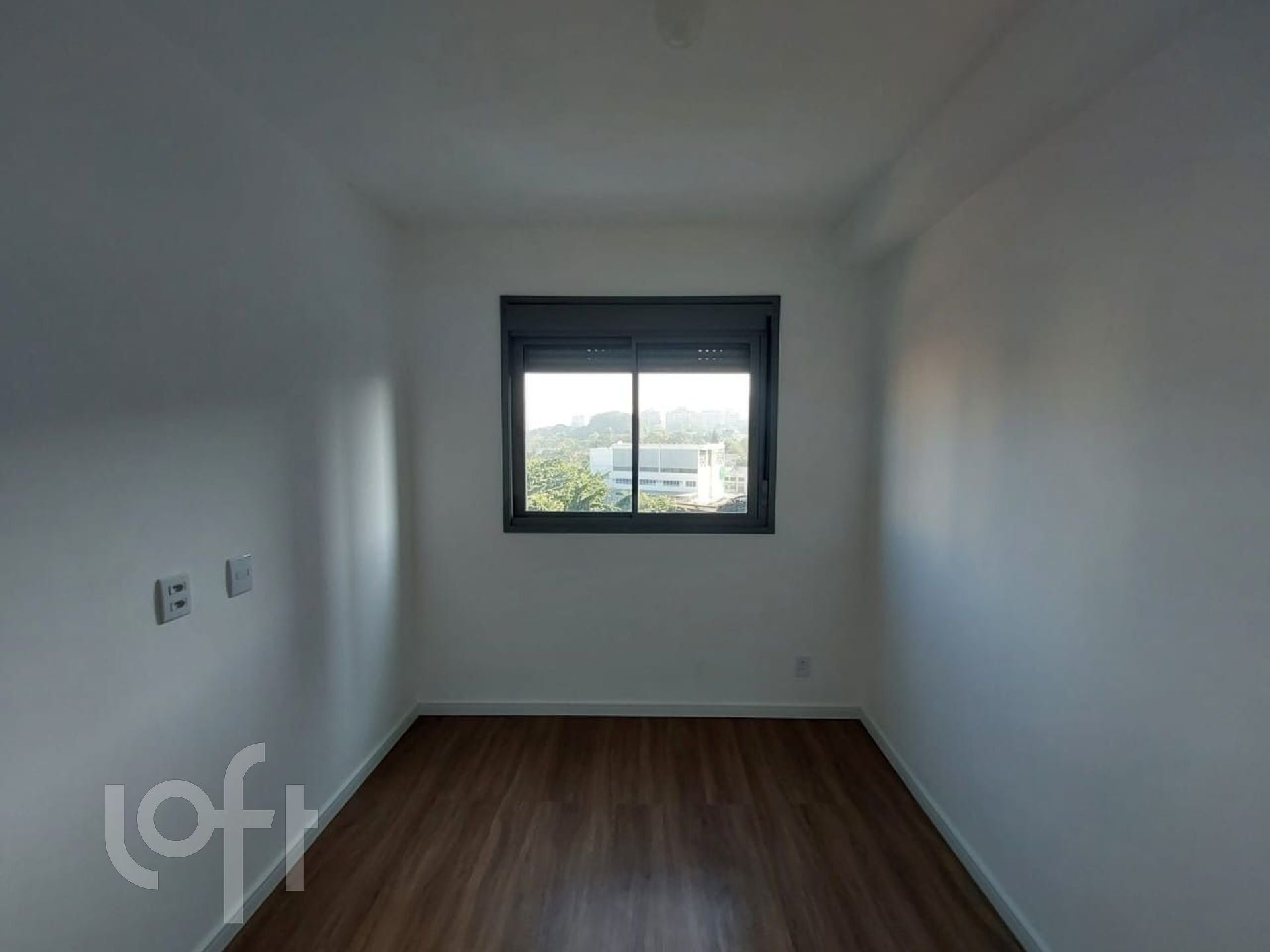 Apartamento à venda com 1 quarto, 28m² - Foto 2