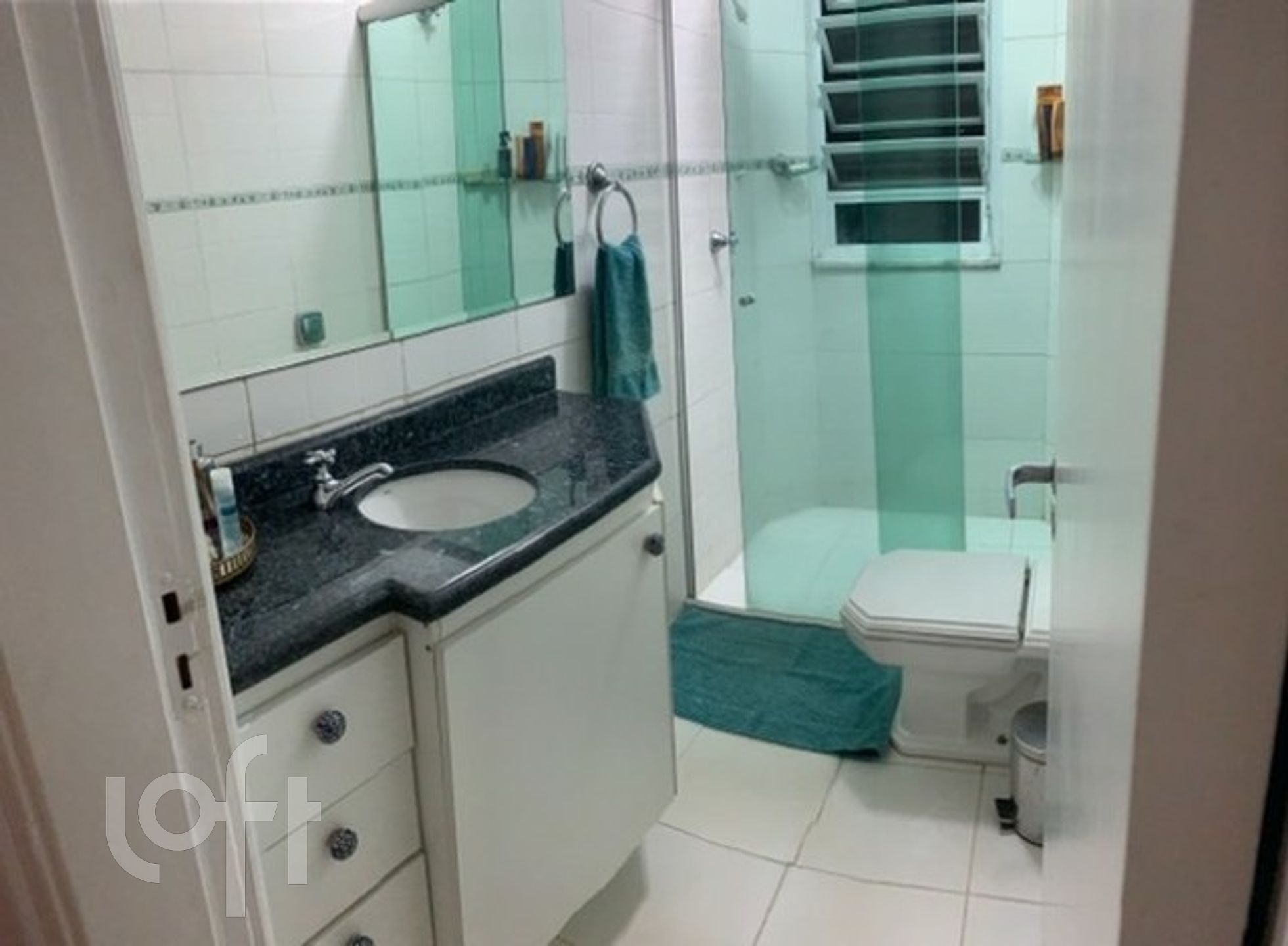 Apartamento à venda com 2 quartos, 70m² - Foto 11