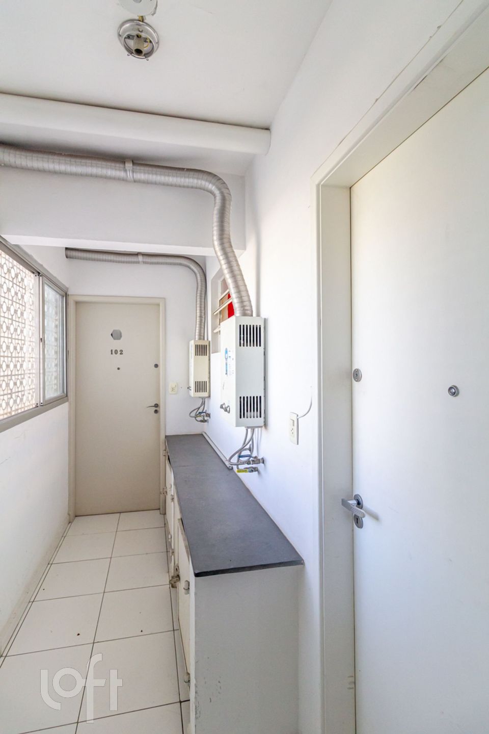 Apartamento à venda com 2 quartos, 106m² - Foto 18