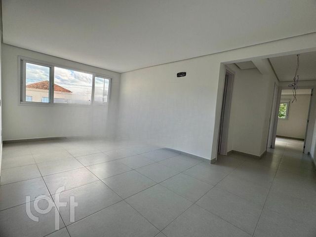 Apartamento com 71m², 2 dormitórios, 1 suíte, 2 vagas, Menino Deus em Porto Alegre