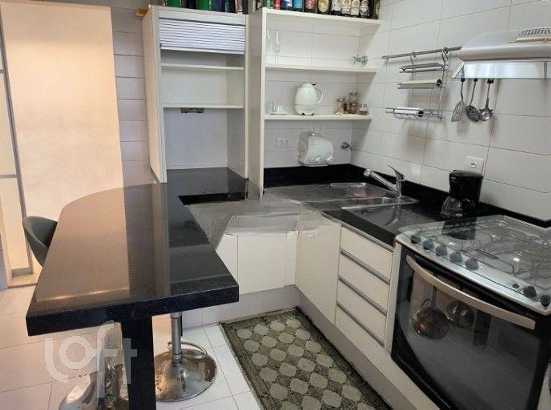 Apartamento à venda com 3 quartos, 115m² - Foto 2