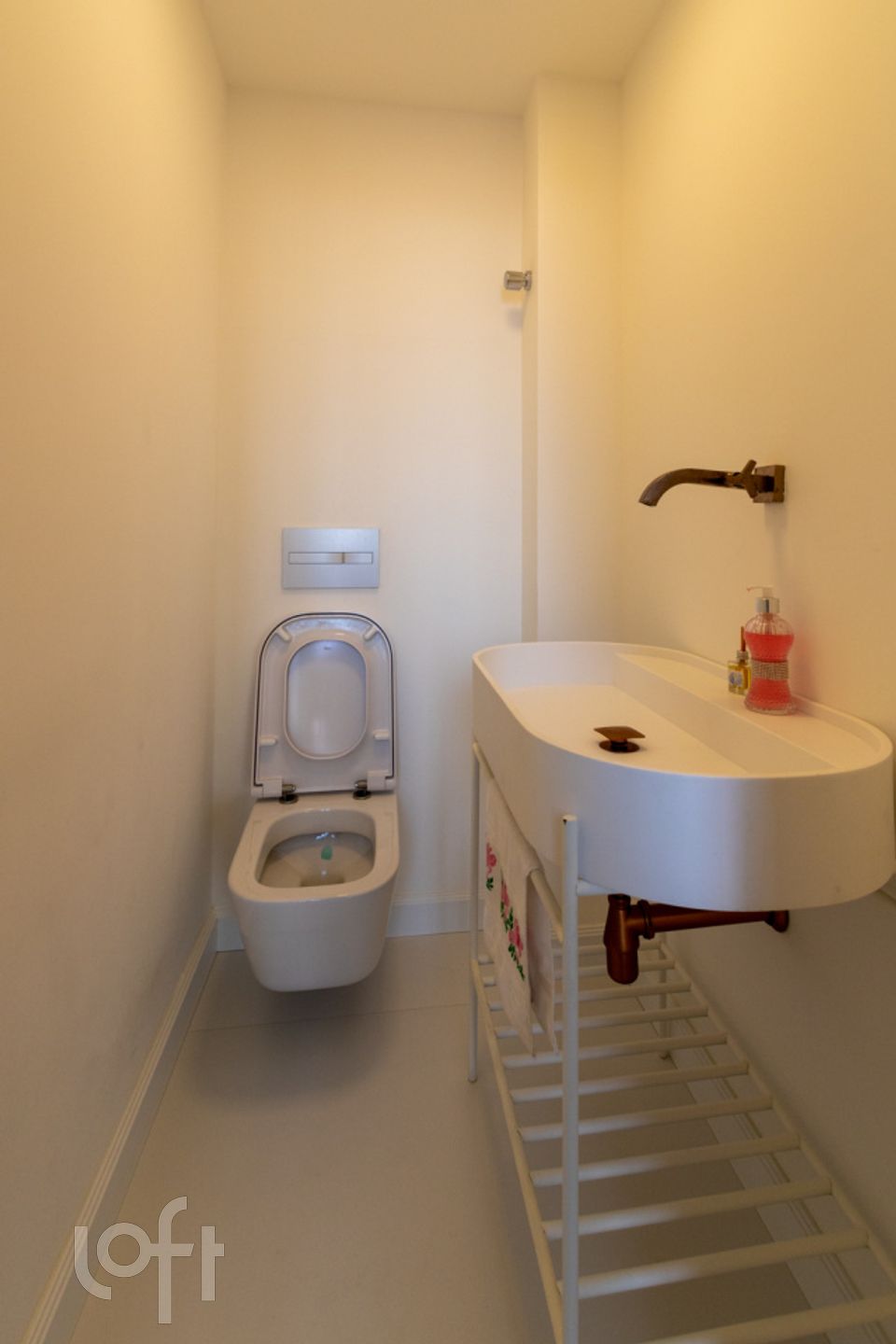 Apartamento à venda com 4 quartos, 210m² - Foto 29