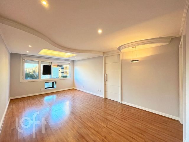Apartamento com 110m², 3 dormitórios, 1 vaga, Menino Deus em Porto Alegre