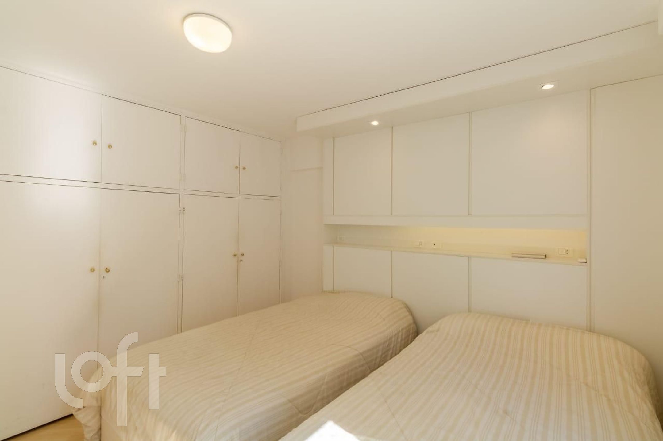 Apartamento à venda com 3 quartos, 140m² - Foto 15