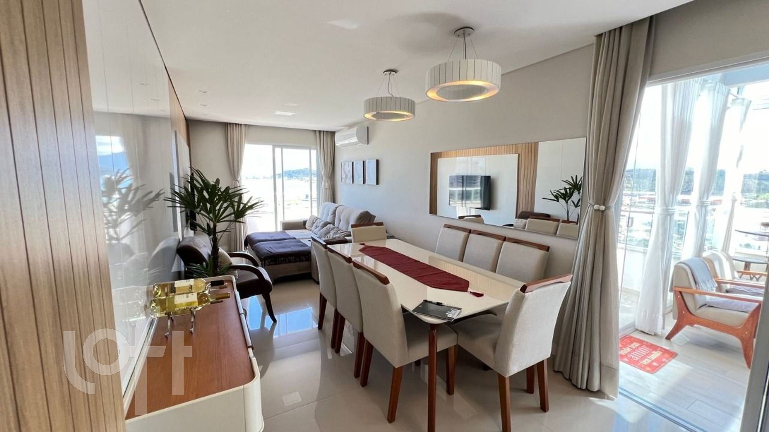 Apartamento à venda em Kobrasol com 145 m², 3 quartos, 3 suítes, 3 vagas