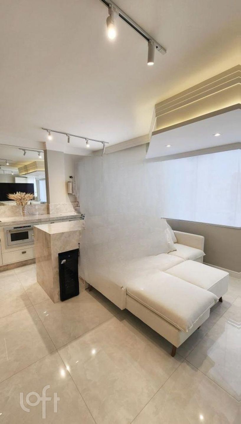 Apartamentos com 78m², 2 quartos, 1 suíte, 2 garagens, no bairro Centro em Balneário Camboriú