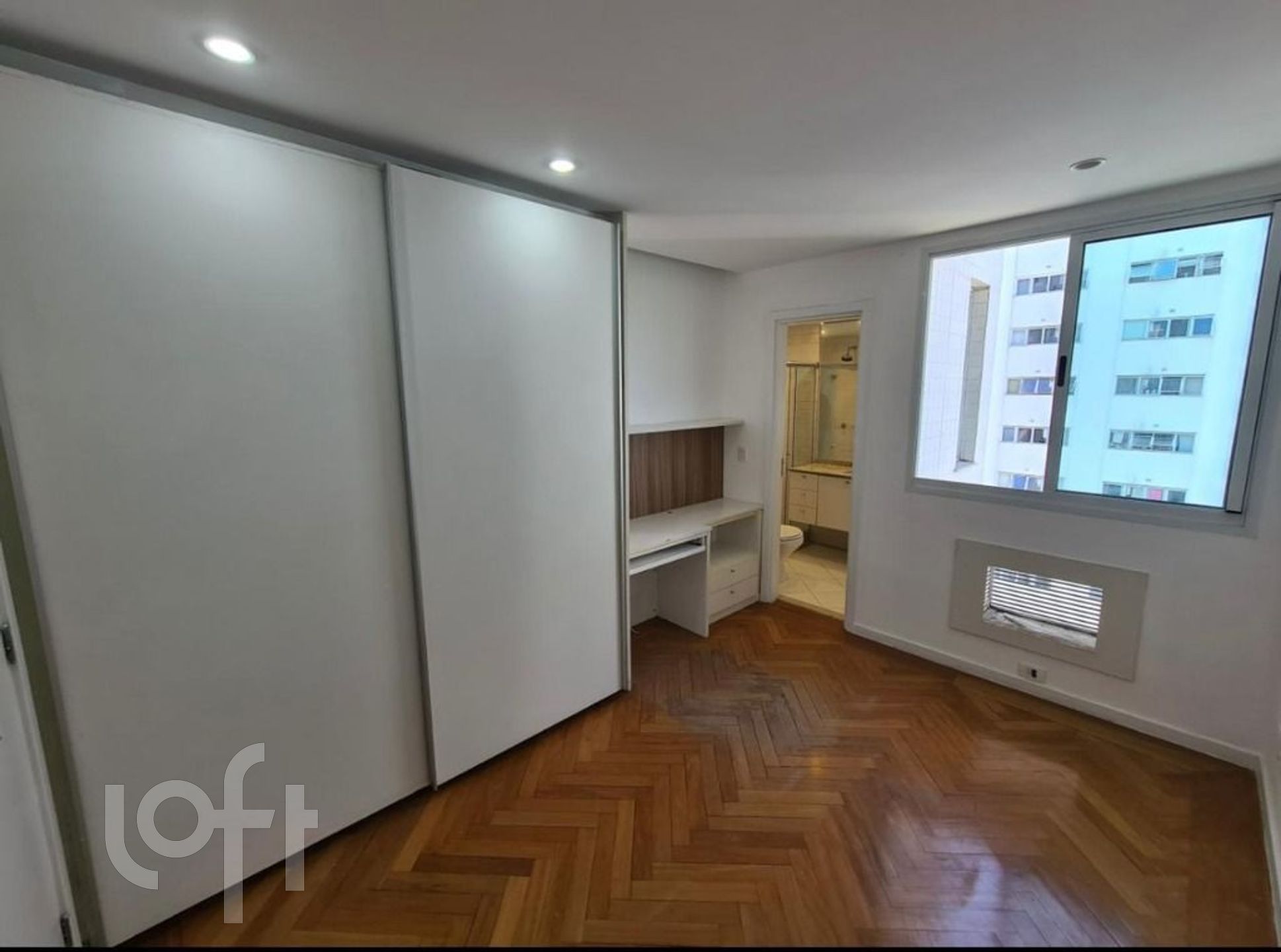 Apartamento à venda com 4 quartos, 151m² - Foto 22