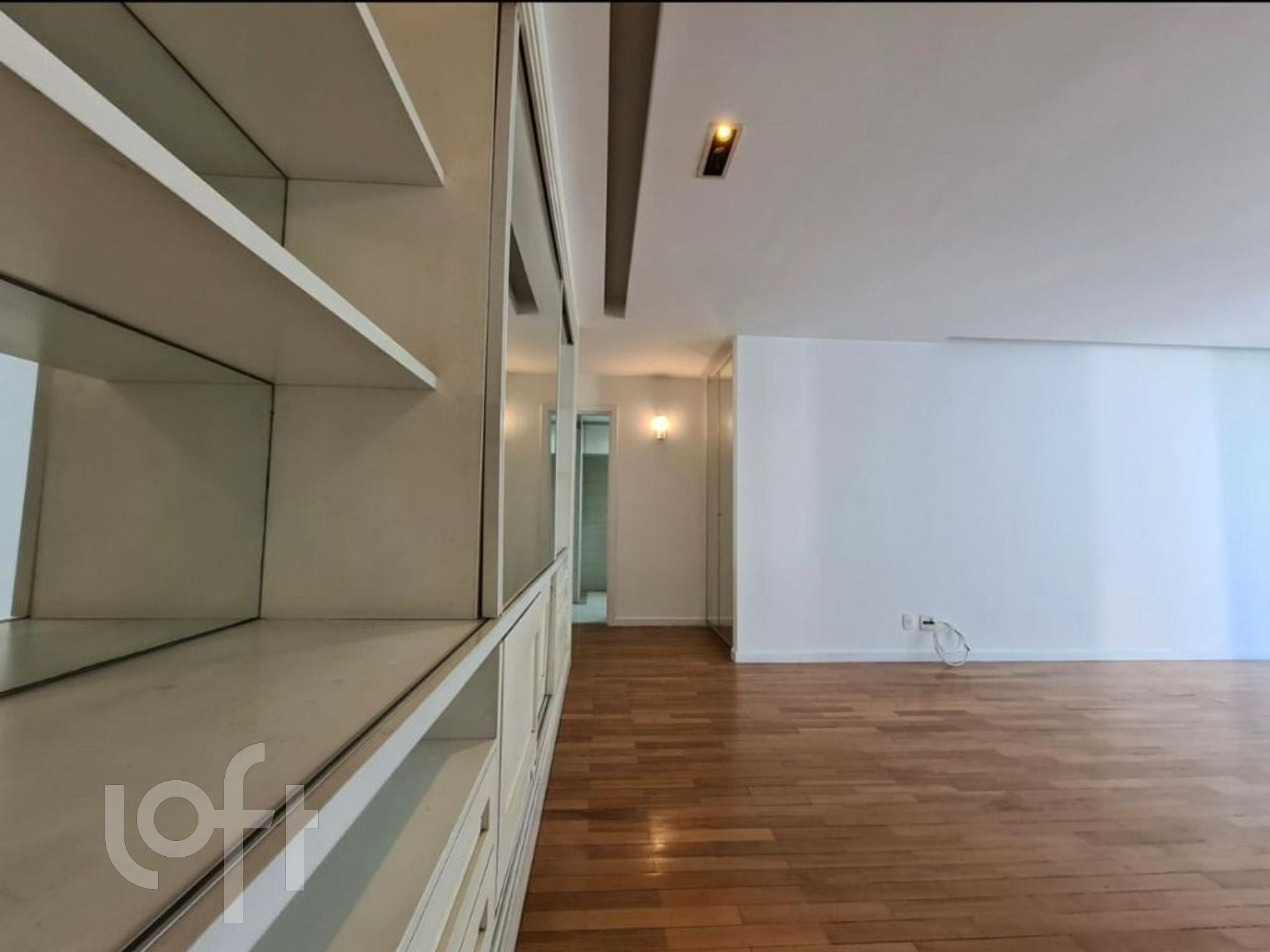 Apartamento à venda com 4 quartos, 151m² - Foto 6