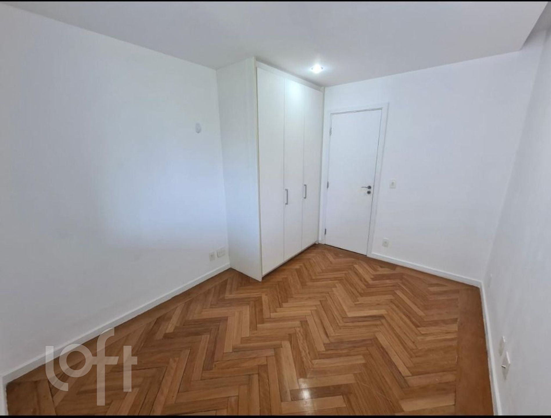 Apartamento à venda com 4 quartos, 151m² - Foto 13