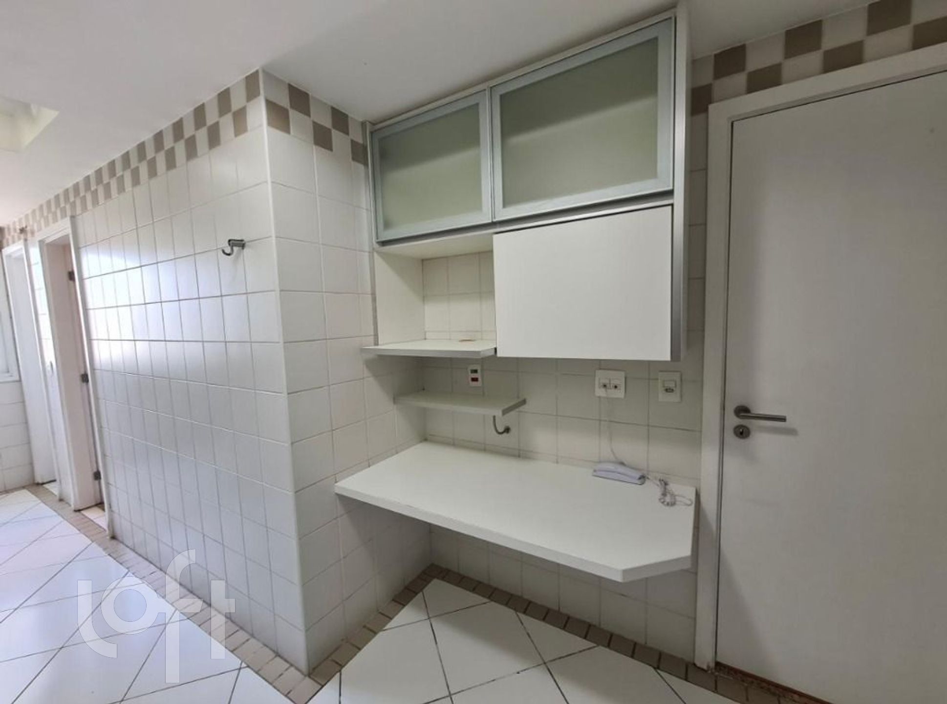 Apartamento à venda com 4 quartos, 151m² - Foto 2