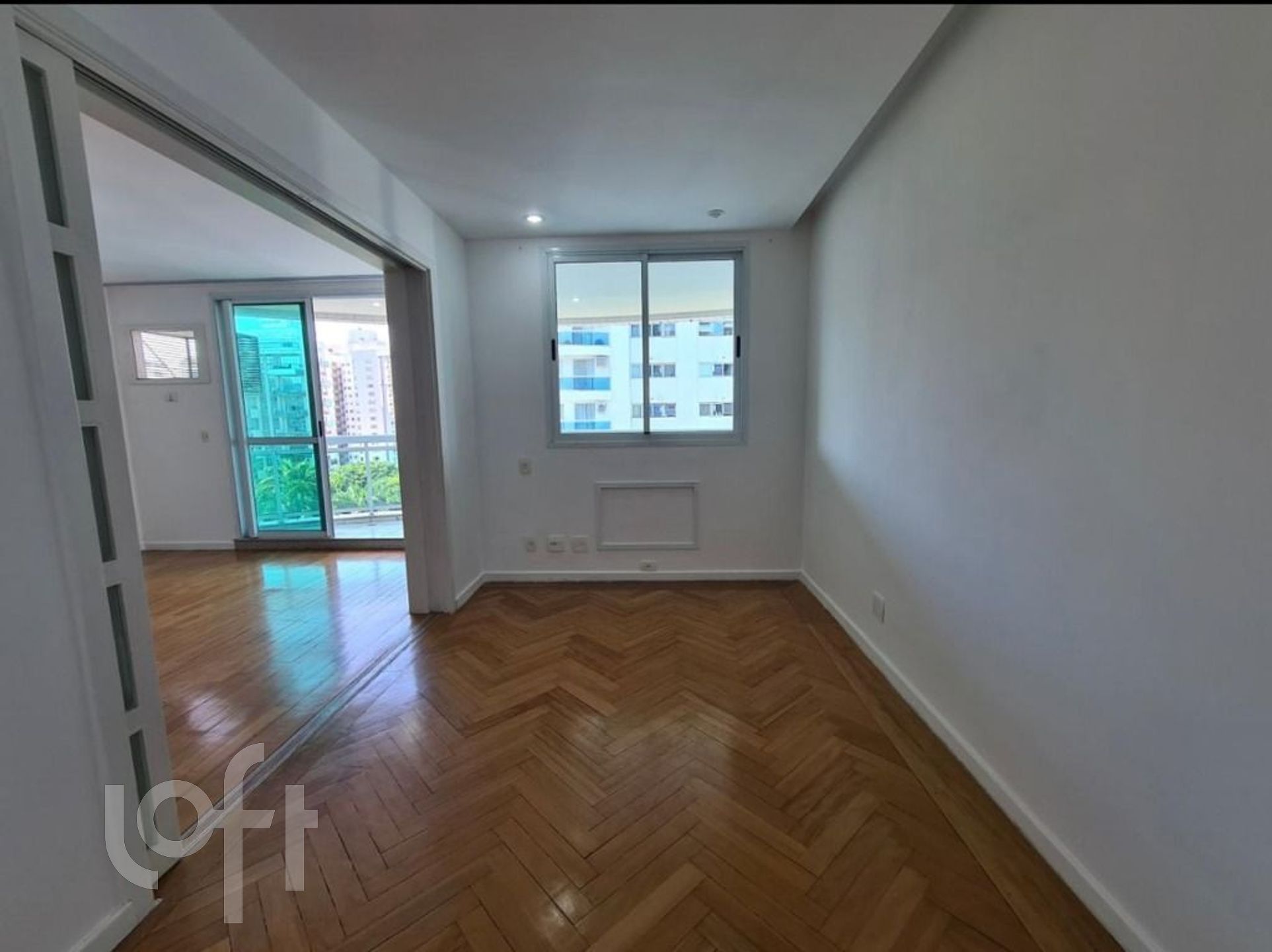 Apartamento à venda com 4 quartos, 151m² - Foto 26