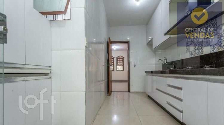 Casa à venda com 3 quartos, 61m² - Foto 5