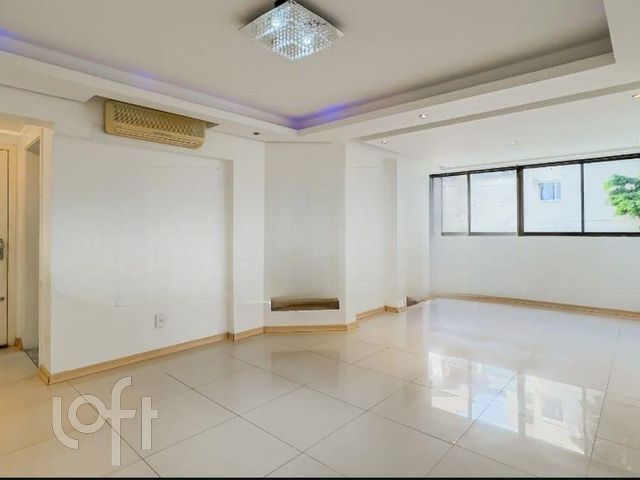 Apartamento com 85m², 2 dormitórios, 1 suíte, 2 vagas, Cristo Redentor em Porto Alegre