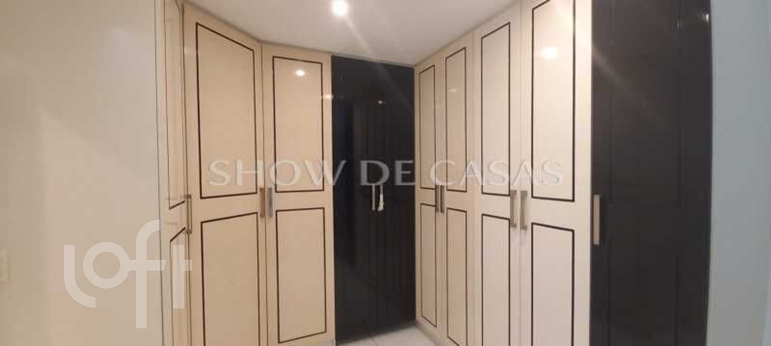 Apartamento à venda com 3 quartos, 225m² - Foto 15