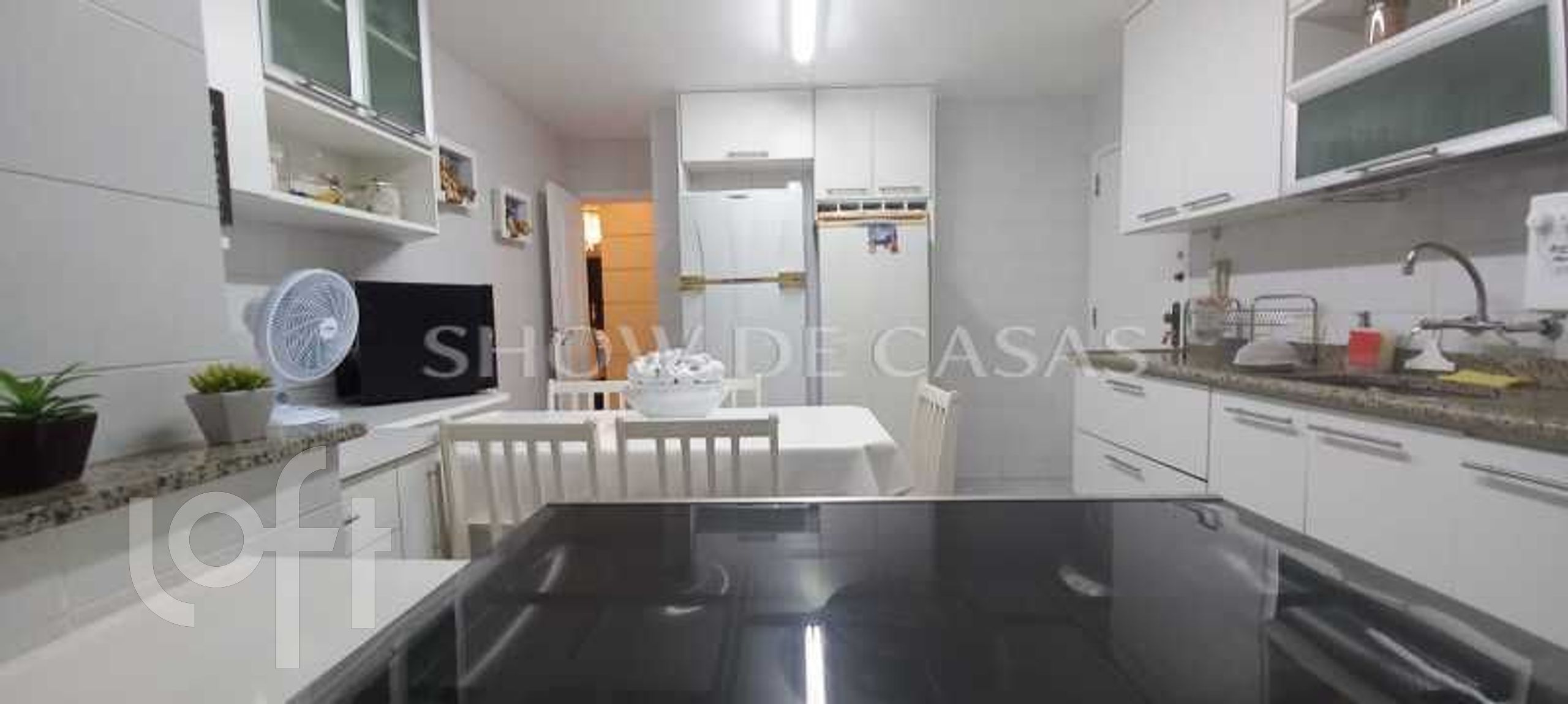 Apartamento à venda com 3 quartos, 225m² - Foto 22