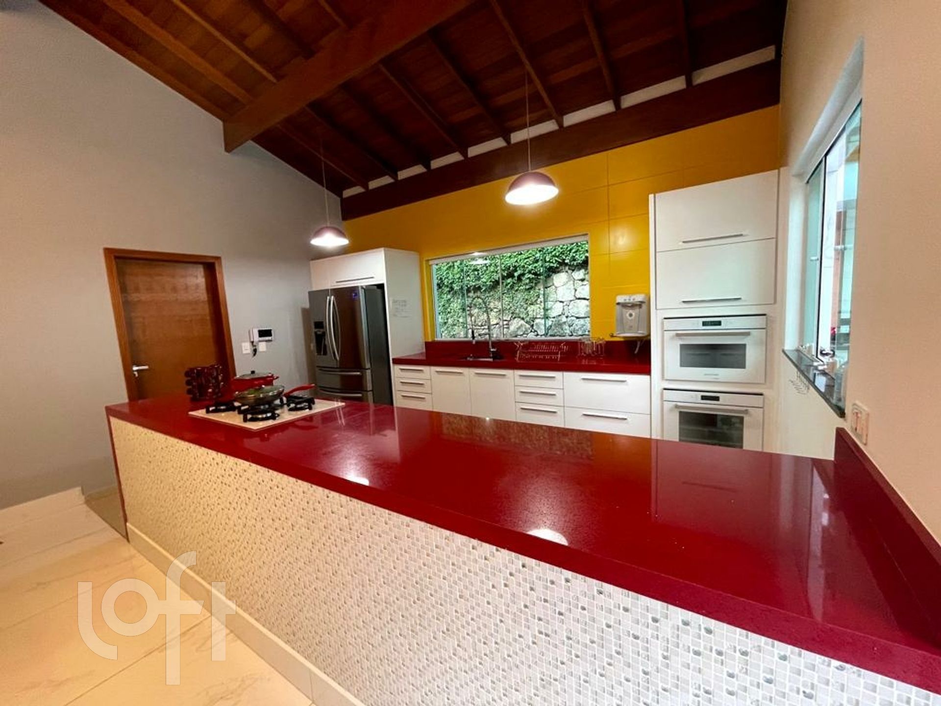 Casa à venda com 4 quartos, 300m² - Foto 16