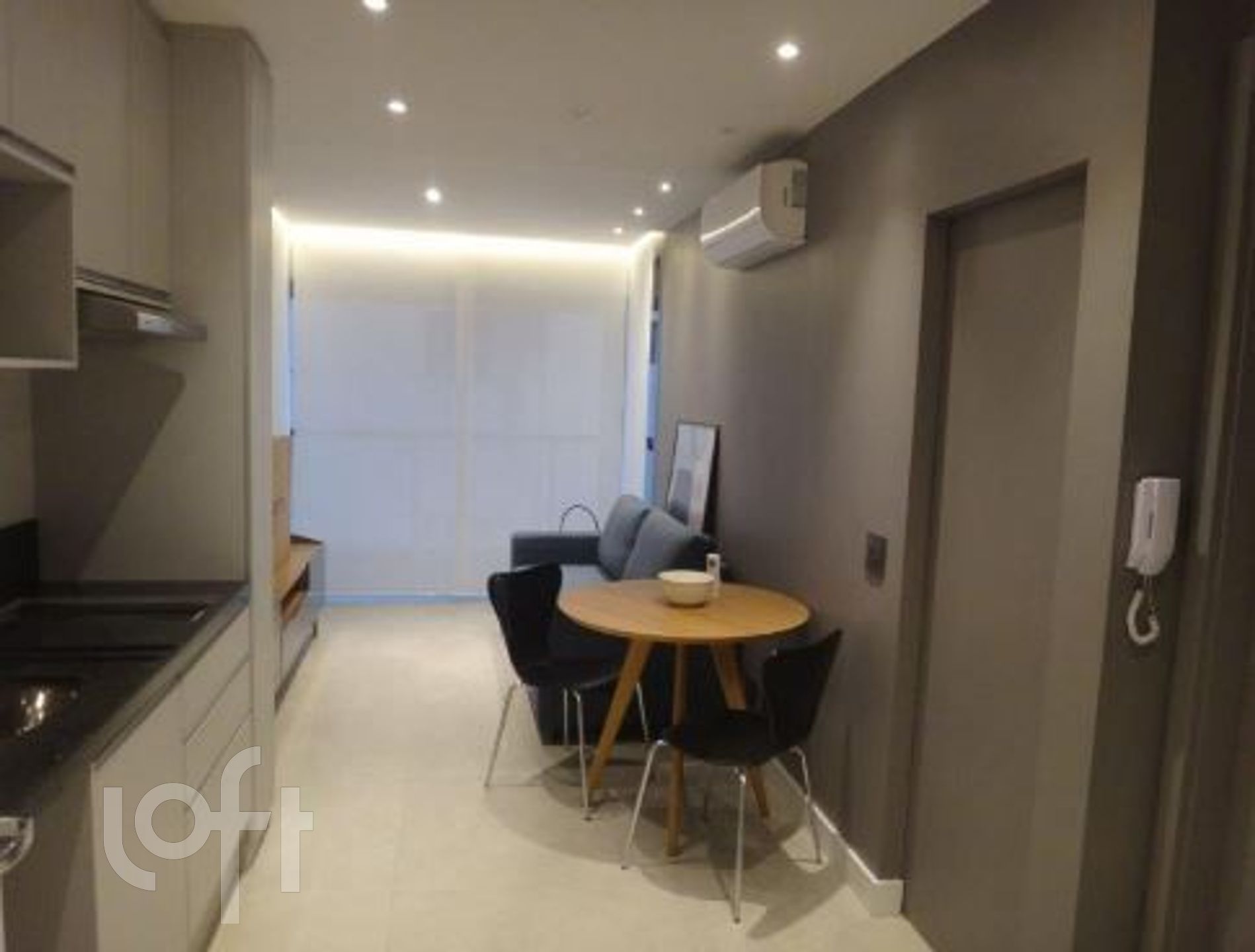 Apartamento à venda com 1 quarto, 37m² - Foto 3