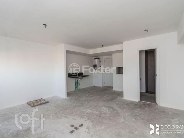 Apartamento com 38m², 1 dormitório, 1 vaga, Chácara das Pedras em Porto Alegre