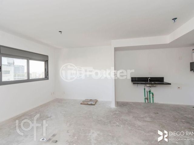 Apartamento com 38m², 1 dormitório, 1 vaga, Chácara das Pedras em Porto Alegre
