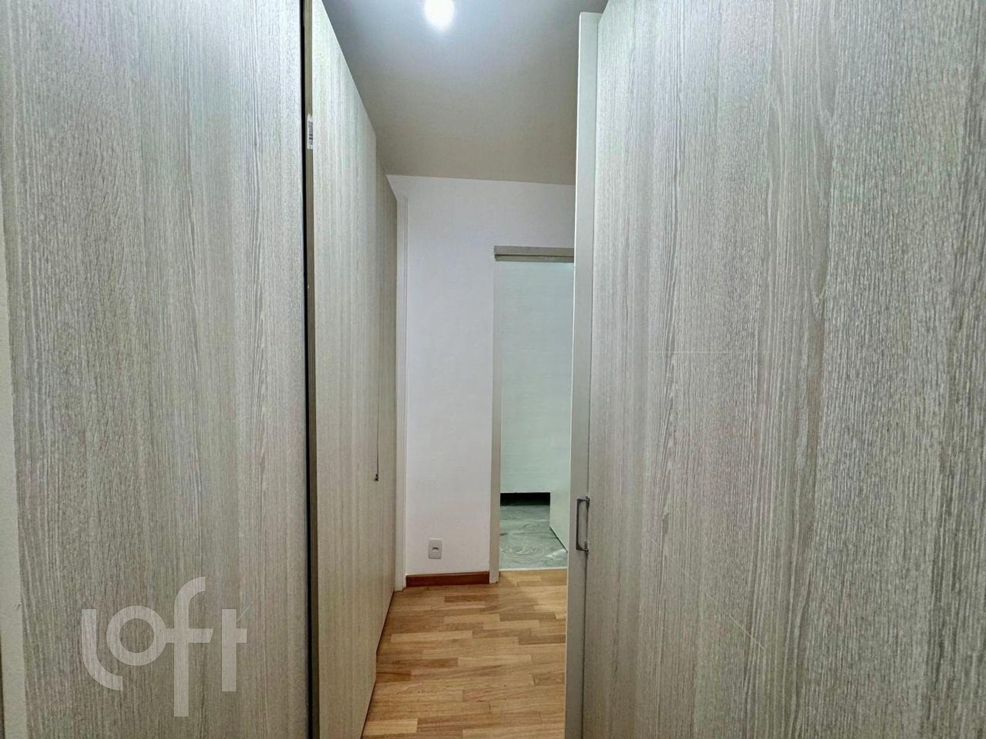 Apartamento à venda com 3 quartos, 123m² - Foto 18