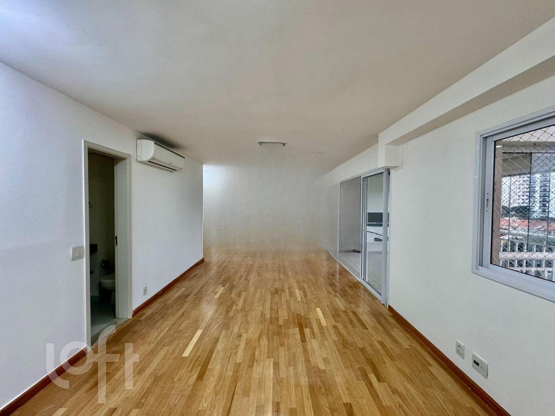 Apartamento à venda com 3 quartos, 123m² - Foto 3