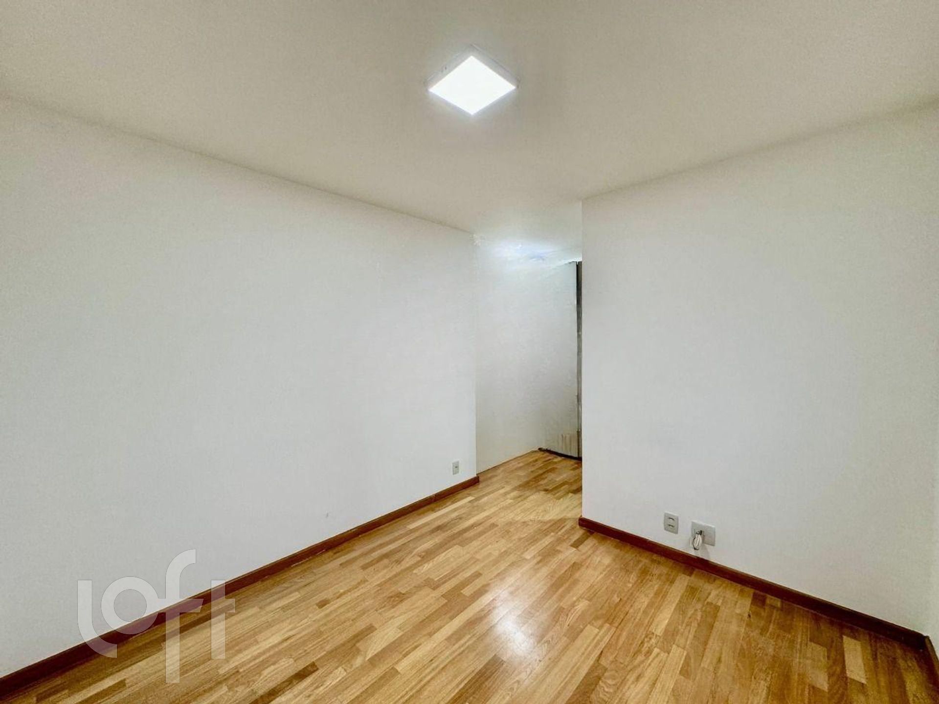 Apartamento à venda com 3 quartos, 123m² - Foto 11