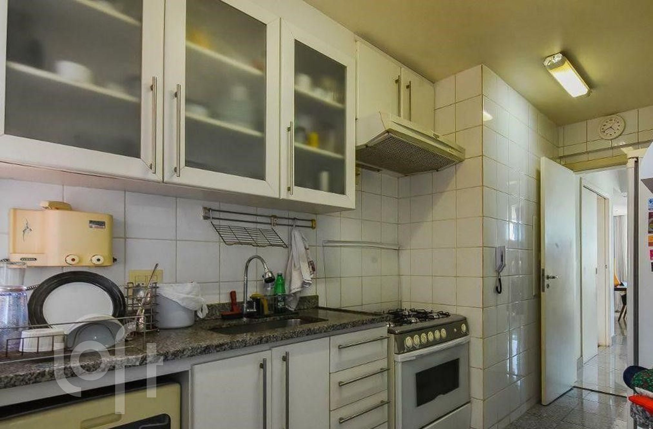 Apartamento à venda com 3 quartos, 200m² - Foto 15