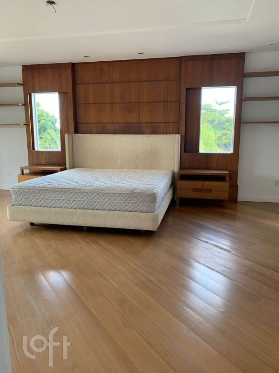 Casa à venda com 4 quartos, 1058m² - Foto 12