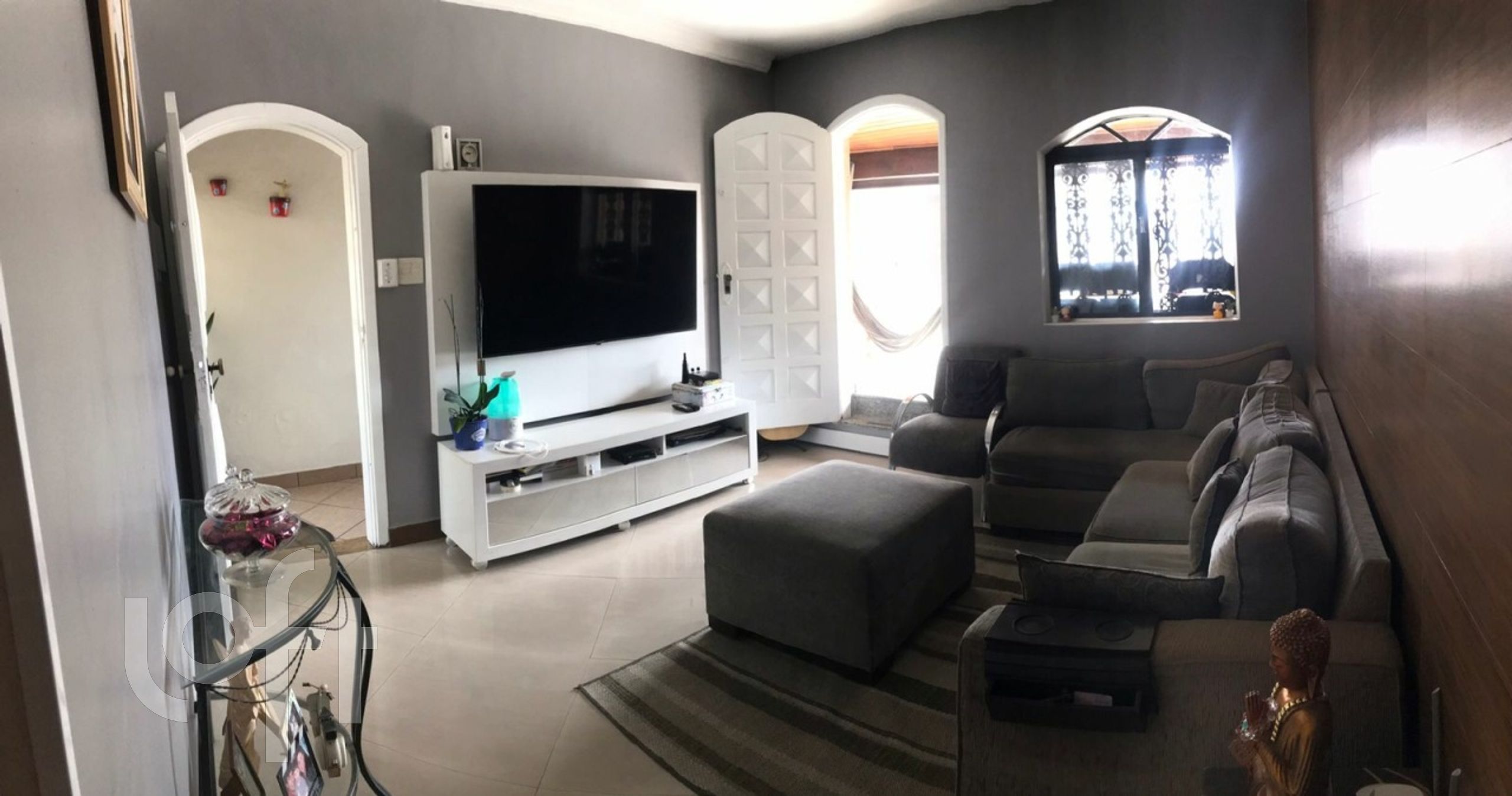 Casa à venda com 3 quartos, 210m² - Foto 2