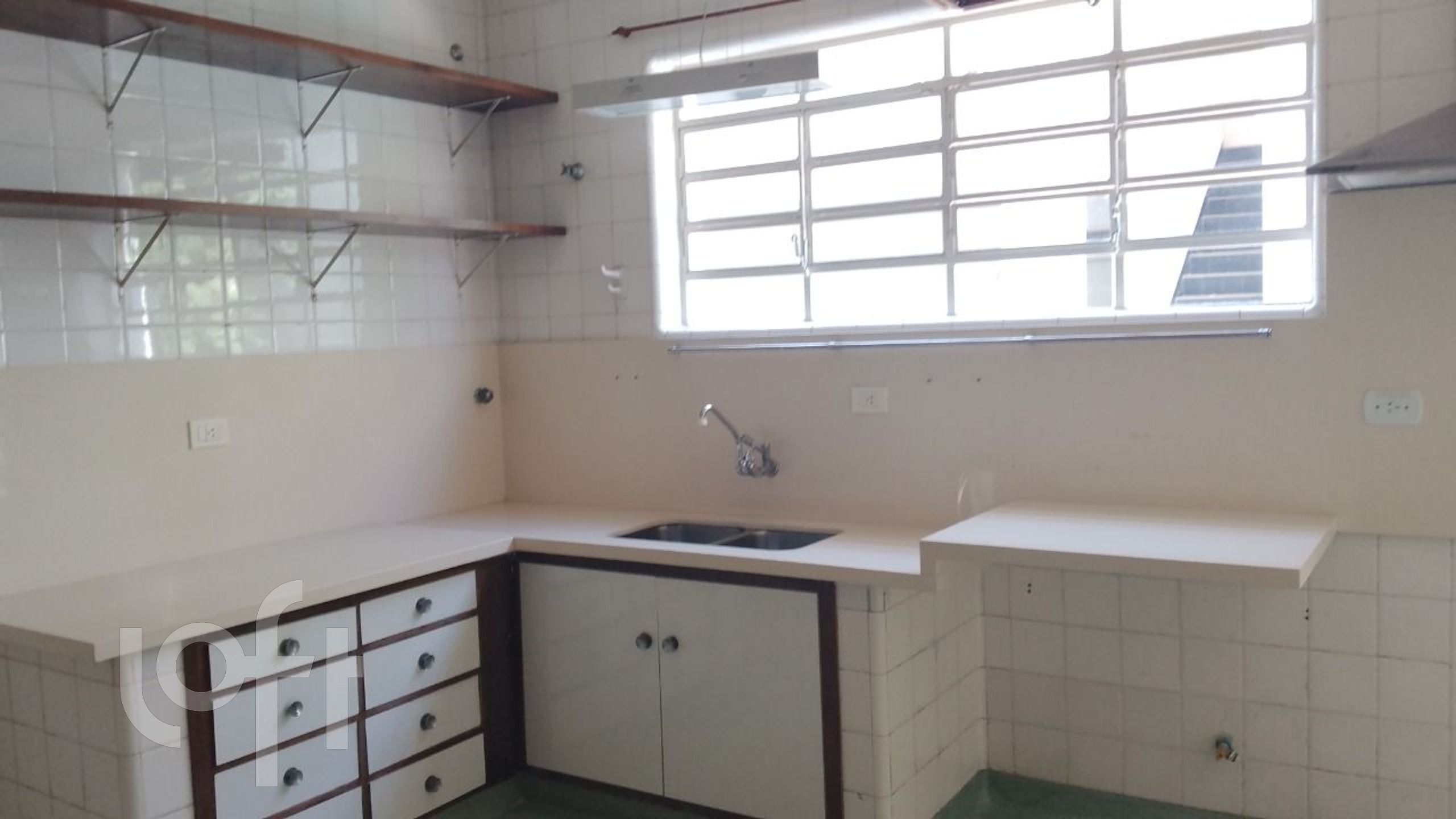 Casa à venda com 3 quartos, 400m² - Foto 15